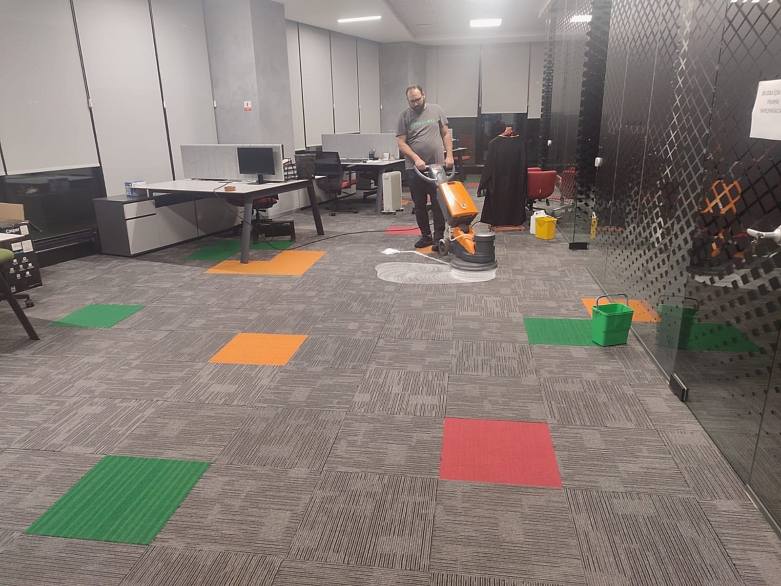 Altunizade Yerinde  Halı Yıkama