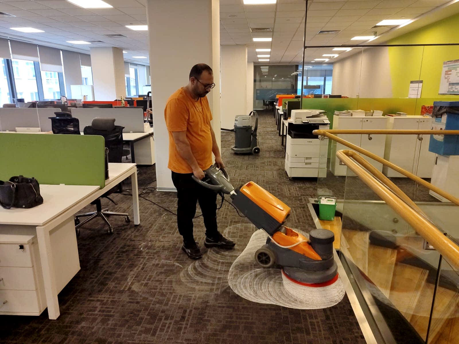 Kuru Köpük Halı Yıkama